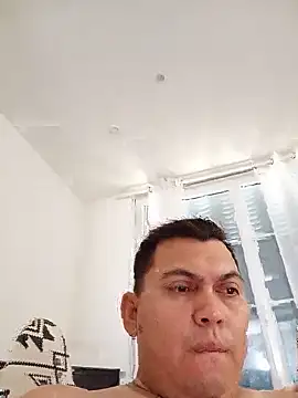 jose-hot15 online show from 07-03-26, 01:28