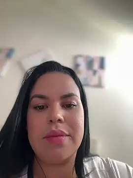 AliceStarshine online show from 04-23-26, 02:41