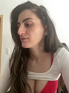 Snapshot of OliviaBaby2- chatting on 07-09-26, 01:04 OliviaBaby2- online show from 07-09-26, 01:04