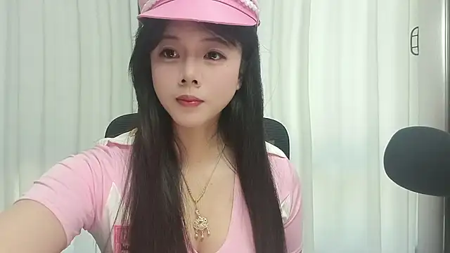 Snapshot of Xiaoxue689 chatting on 07-07-26, 02:14 Xiaoxue689 online show from 07-07-26, 02:14