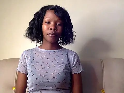 Snapshot of Shazziy chatting on 07-08-26, 06:01 Shazziy online show from 07-08-26, 06:01