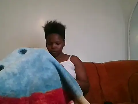 petite shakes online show from 07-08-26, 10:03