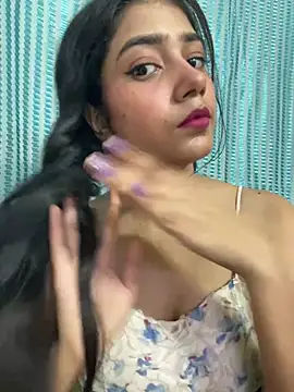Snapshot of Hye__manvi chatting on 07-08-26, 04:39 Hye manvi online show from 07-08-26, 04:39