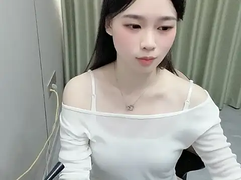 Snapshot of xm99m chatting on 07-08-26, 05:12 xm99m online show from 07-08-26, 05:12
