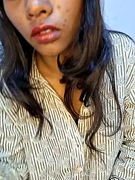 Snapshot of MysticDiya chatting on 07-11-26, 05:54 MysticDiya online show from 07-11-26, 05:54