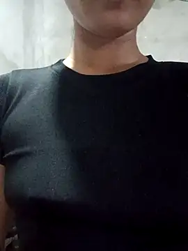 Snapshot of Rosie-loveU- chatting on 07-24-26, 11:14 Rosie-loveU- online show from 07-24-26, 11:14