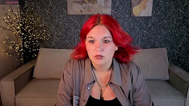 Emma Davise online show from 07-14-26, 02:05