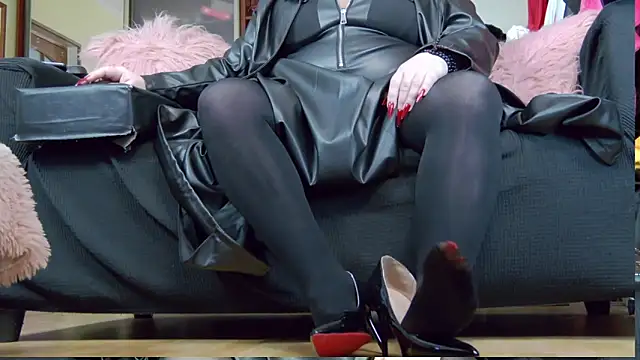 KaryQueen online show from 01-06-26, 04:16