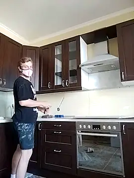 Tiler-cat online show from 07-15-26, 01:49