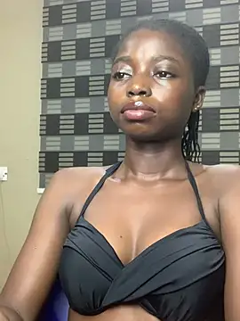 Snapshot of petiteebonyxx chatting on 07-15-26, 08:14 petiteebonyxx online show from 07-15-26, 08:14