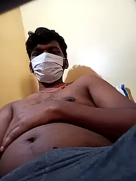 midnight desire guy online show from 07-17-26, 06:35
