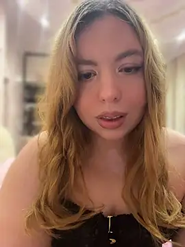 AnessaroseX online show from 07-17-26, 11:42