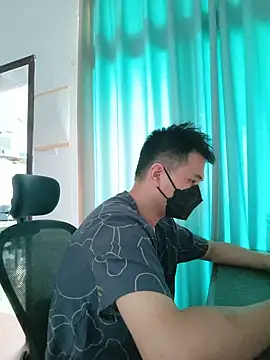 Snapshot of sammuel- chatting on 07-23-26, 02:20 sammuel- online show from 07-23-26, 02:20