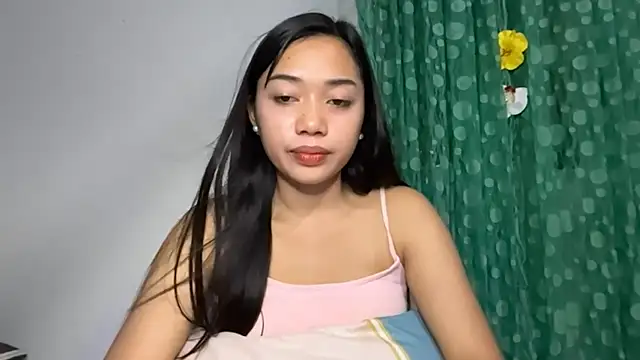 MickieCostlow online show from 07-16-26, 09:48