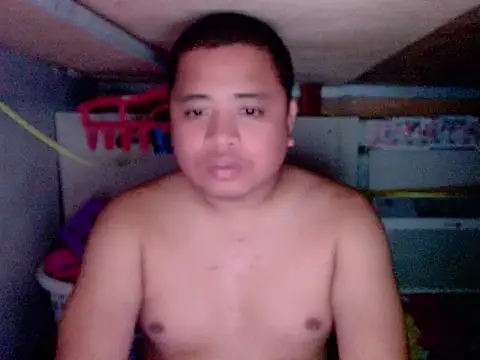 Snapshot of UnisexForYou chatting on 07-12-26, 11:01 UnisexForYou online show from 07-12-26, 11:01
