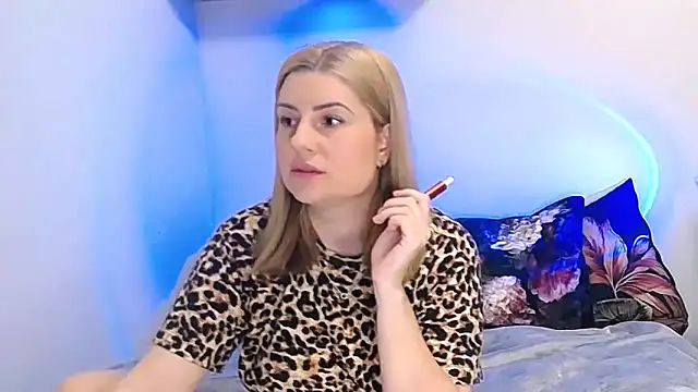 alisenties online show from 04-29-26, 03:05