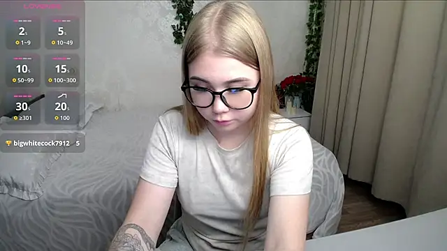 Cassandra you online show from 07-27-26, 10:00