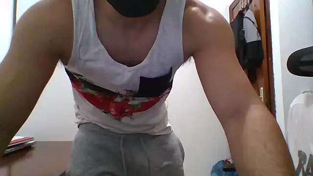 Snapshot of AlexTheFox chatting on 07-16-26, 10:32 AlexTheFox online show from 07-16-26, 10:32
