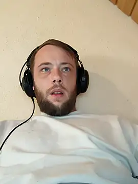 llChrisll95 online show from 07-16-26, 09:48