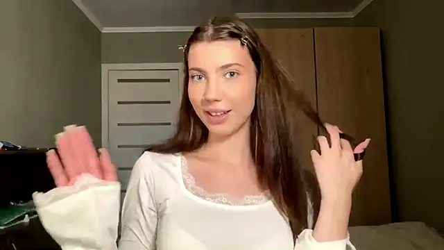 Staywithangel online show from 07-14-26, 04:34