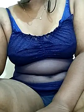 Snapshot of mallugrl_u chatting on 07-21-26, 07:16 mallugrl u online show from 07-21-26, 07:16