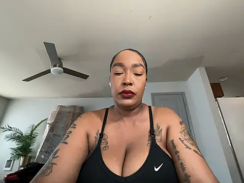 BiaLovelyBunny online show from 07-20-26, 09:39