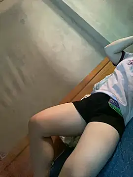 Lylalaa online show from 07-22-26, 05:43