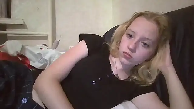 Snapshot of Ket-mis chatting on 07-24-26, 12:52 Ket-mis online show from 07-24-26, 12:52