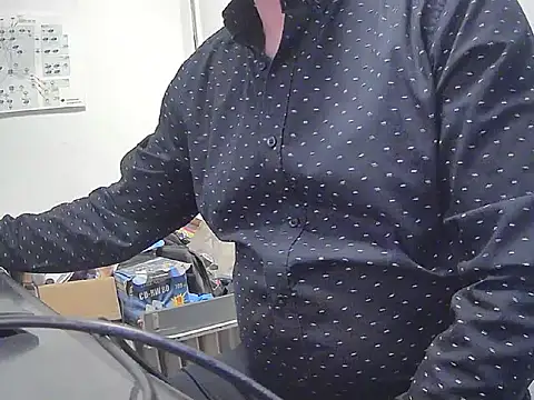 gabriel9  online show from 05-17-26, 07:39