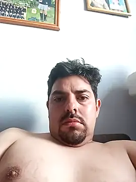 Snapshot of robredoj chatting on 11-12-25, 10:52 robredoj online show from 11-12-25, 10:52