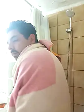 Snapshot of robredoj chatting on 11-16-25, 02:22 robredoj online show from 11-16-25, 02:22