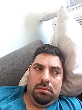 Snapshot of robredoj chatting on 11-30-25, 02:10 robredoj online show from 11-30-25, 02:10