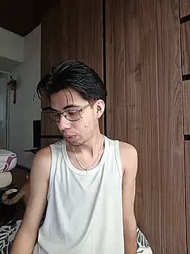 Nicolas moon online show from 08-04-26, 06:10