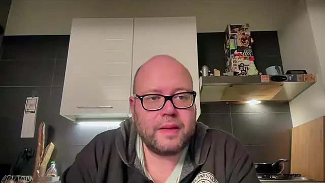 Snapshot of theitalianbear chatting on 01-02-25, 05:18 theitalianbear online show from 01-02-25, 05:18