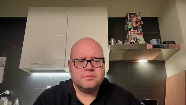 Snapshot of theitalianbear chatting on 02-05-25, 05:30 theitalianbear online show from 02-05-25, 05:30
