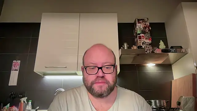 theitalianbear online show from 04-22-26, 03:20