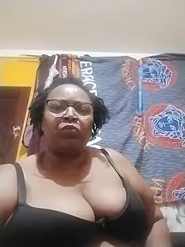 Snapshot of whewolfqueen chatting on 08-03-26, 01:37 whewolfqueen online show from 08-03-26, 01:37