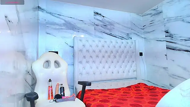 LoliiKim  online show from 07-30-26, 04:17