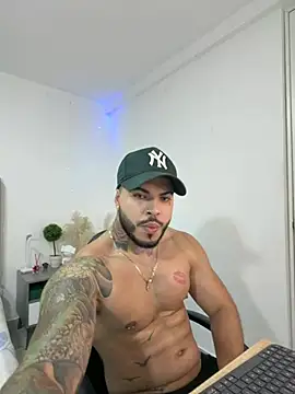 Axel  lopez online show from 07-29-26, 05:38