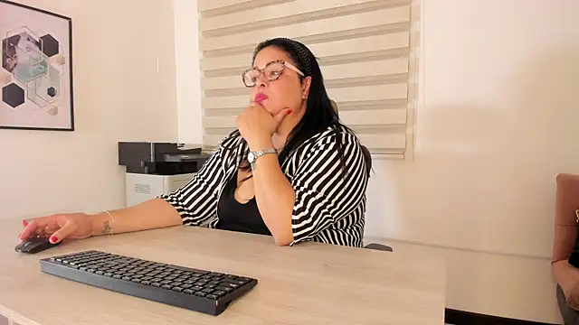 Gabriela Silva7 online show from 08-05-26, 07:28