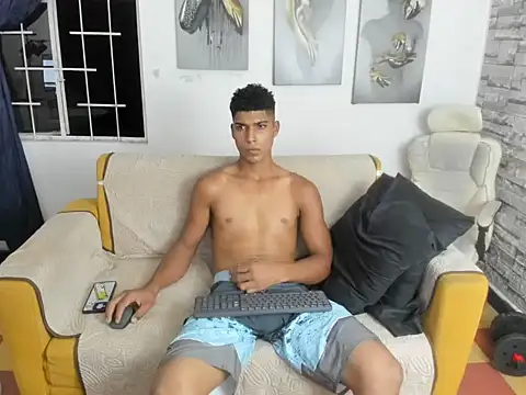 Snapshot of santiago_diazz chatting on 08-02-26, 02:21 santiago diazz online show from 08-02-26, 02:21