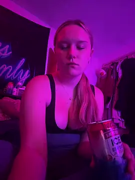 itssmequinn online show from 08-04-26, 02:15