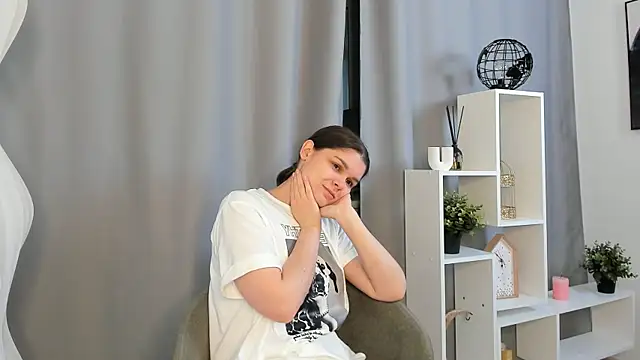 Snapshot of KyleFeight chatting on 08-02-26, 10:03 KyleFeight online show from 08-02-26, 10:03