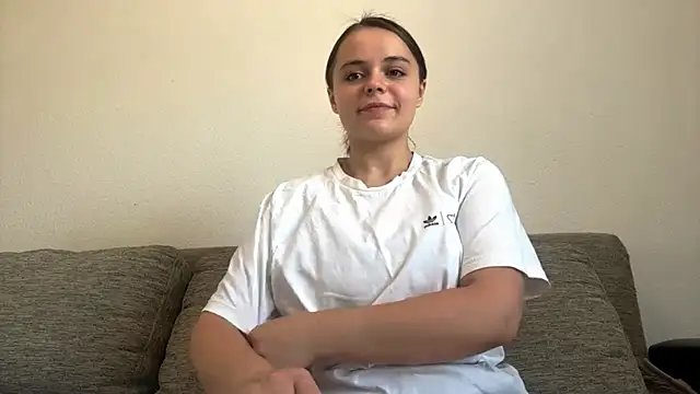 Snapshot of LorileeKaliszewski chatting on 08-03-26, 07:51 LorileeKaliszewski online show from 08-03-26, 07:51