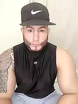 noamkamartinez online show from 08-06-26, 06:37