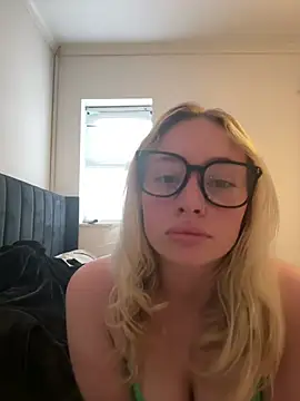 Larnsweet x online show from 08-04-26, 05:37