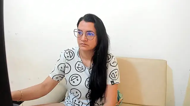 MARILYN GARCIA online show from 01-14-26, 06:13