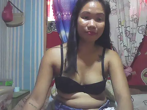 Snapshot of Amara_sweet23 chatting on 08-06-26, 05:53 Amara sweet23 online show from 08-06-26, 05:53