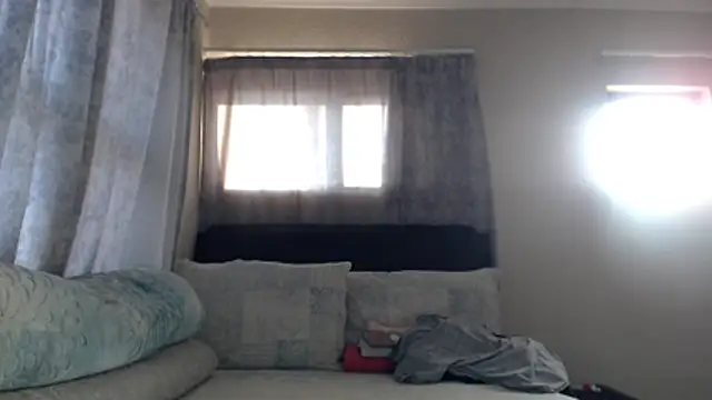 leanna23 online show from 12-16-25, 04:39