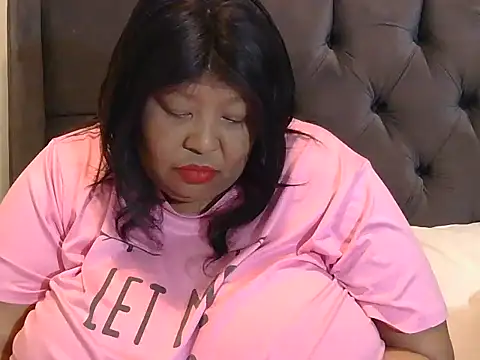 nancy111 online show from 02-24-26, 01:25